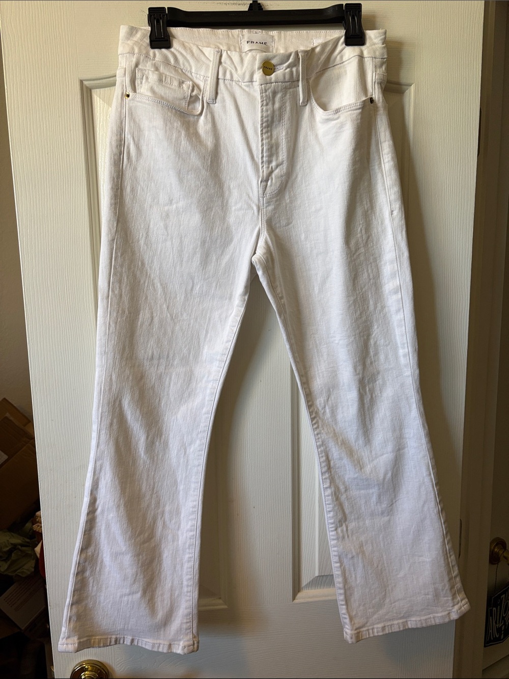Frame EUC Le Crop Mini Boot White Jeans size 30